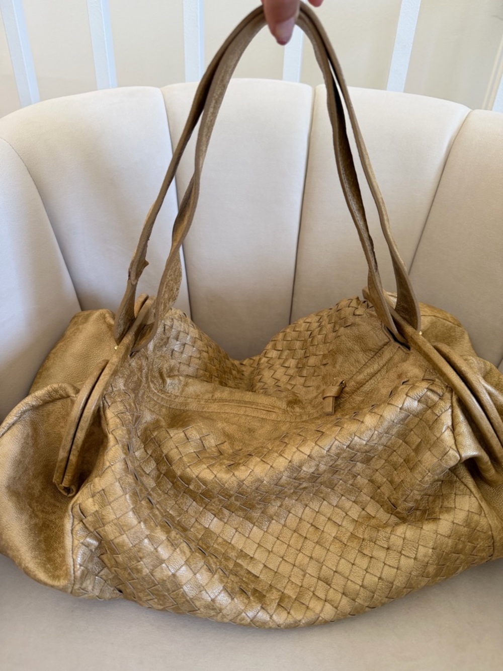 Bottega Veneta Metallic Gold Leather 
Intrecciato Hobo Woven Handbag Purse Bag - Picture 9 of 17